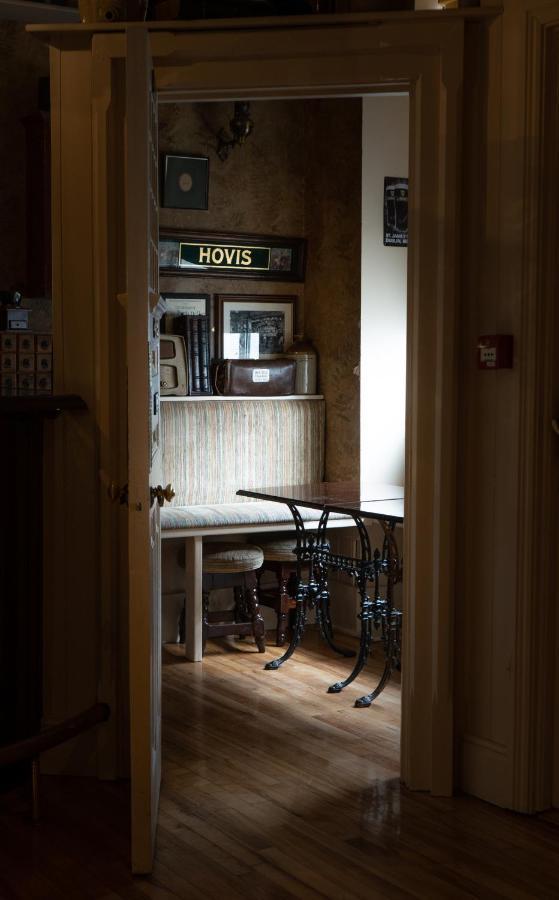 Brogans Bar & Hotel Trim Kültér fotó